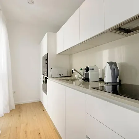 The White Design Apartements *