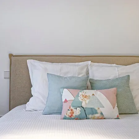 The White Design Apartements *